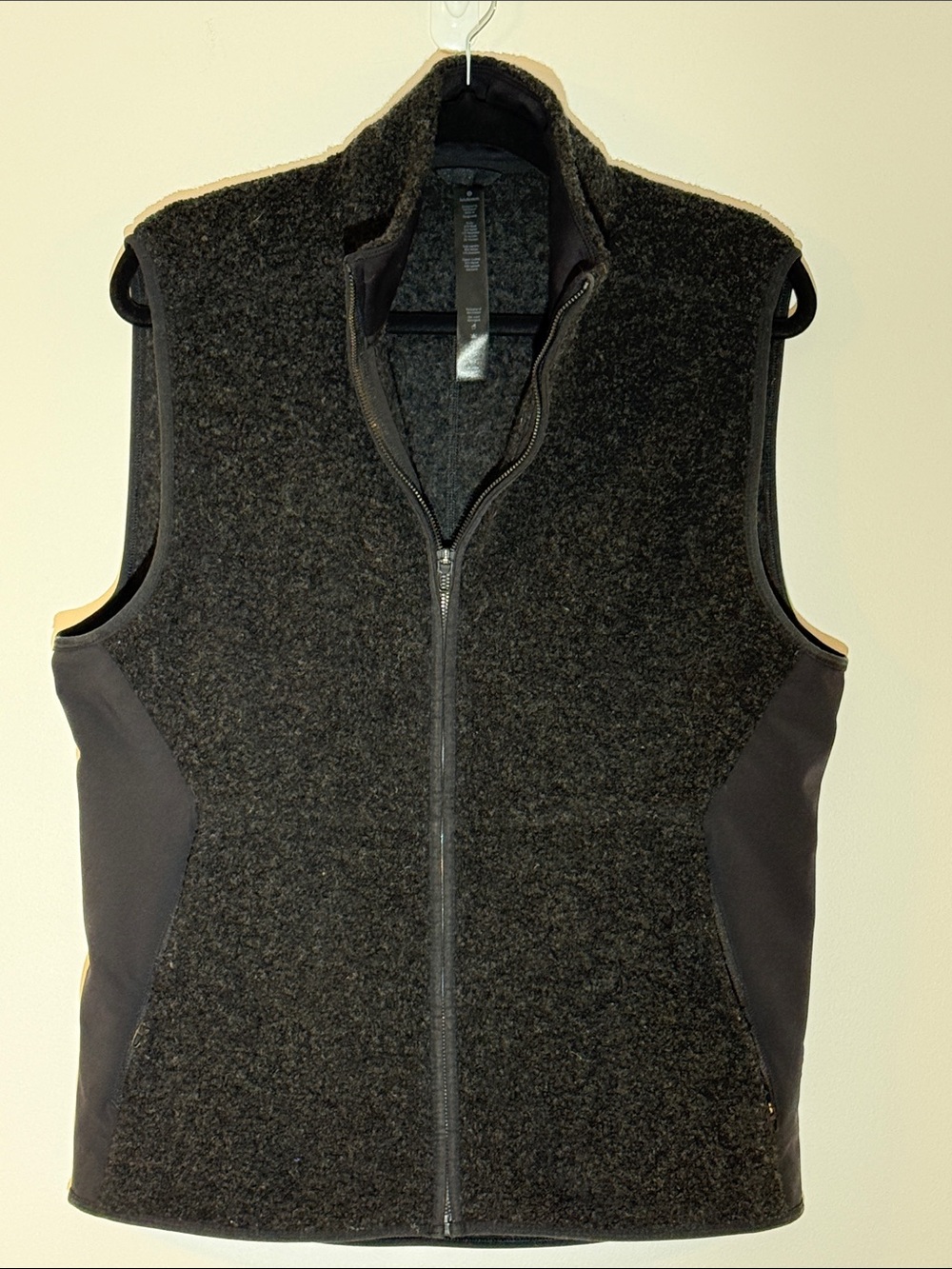 lululemon athletica Men's Charcoal Gray Zip Fleece Vest